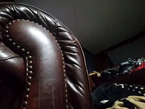 Snapshot of 5g4ever chatting on 11-28-25, 06:16 5g4ever online show from 11-28-25, 06:16