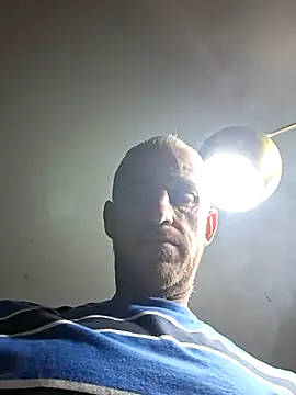 Snapshot of 5g4ever chatting on 02-18-26, 06:53 5g4ever online show from 02-18-26, 06:53