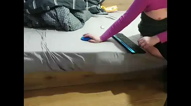 eblata04 online show from 03-01-25, 09:04