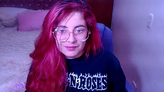 Snapshot of Azamy-12 chatting on 02-10-25, 11:55 Azamy-12 online show from 02-10-25, 11:55