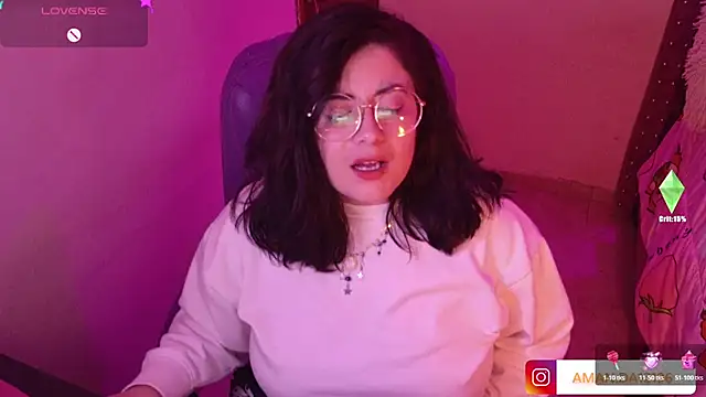 Snapshot of Azamy-12 chatting on 10-20-25, 03:40 Azamy-12 online show from 10-20-25, 03:40