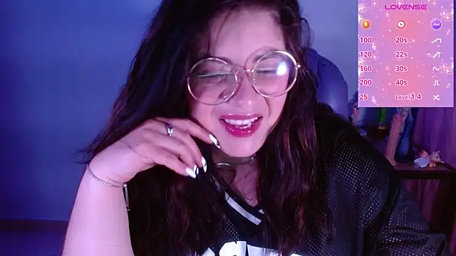 Snapshot of Azamy-12 chatting on 02-28-26, 06:25 Azamy-12 online show from 02-28-26, 06:25