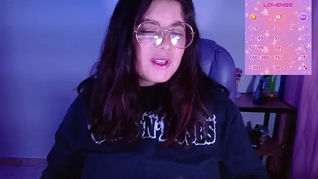 Snapshot of Azamy-12 chatting on 03-06-26, 06:43 Azamy-12 online show from 03-06-26, 06:43