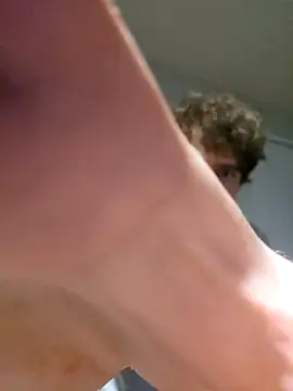 Snapshot of StupidCliff7 chatting on 09-09-25, 09:42 StupidCliff7 online show from 09-09-25, 09:42