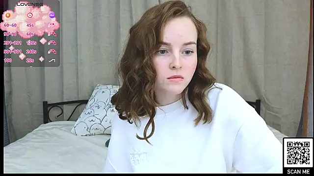 Snapshot of Wild__flowers chatting on 01-12-25, 09:19 Wild flowers online show from 01-12-25, 09:19