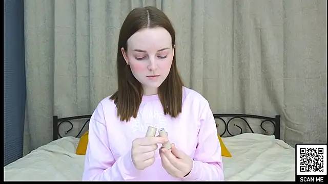 Snapshot of Wild__flowers chatting on 02-05-25, 02:37 Wild flowers online show from 02-05-25, 02:37