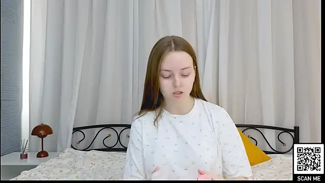 Snapshot of Wild__flowers chatting on 03-08-25, 10:32 Wild flowers online show from 03-08-25, 10:32