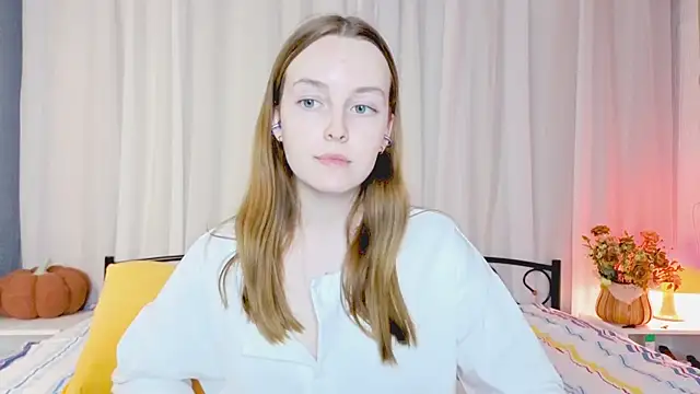 Snapshot of Wild__flowers chatting on 11-02-25, 06:54 Wild flowers online show from 11-02-25, 06:54