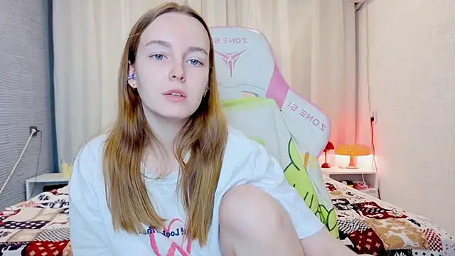 Snapshot of Wild__flowers chatting on 12-01-25, 02:33 Wild flowers online show from 12-01-25, 02:33