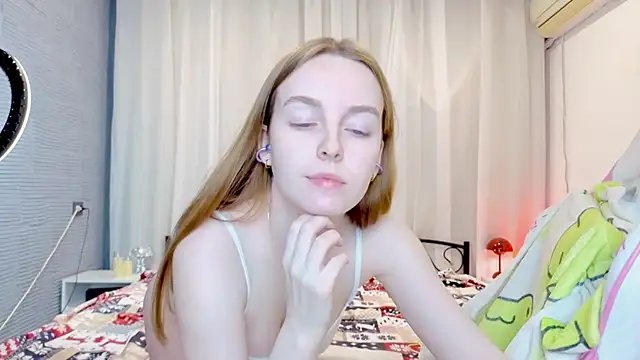 Snapshot of Wild__flowers chatting on 12-04-25, 07:55 Wild flowers online show from 12-04-25, 07:55