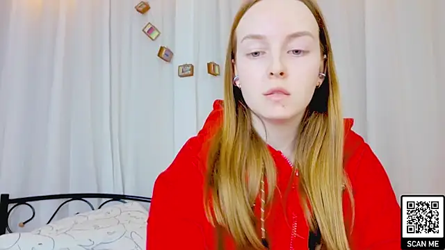 Snapshot of Wild__flowers chatting on 02-25-26, 05:11 Wild flowers online show from 02-25-26, 05:11