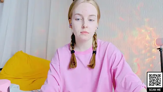 Snapshot of Wild__flowers chatting on 03-30-26, 03:57 Wild flowers online show from 03-30-26, 03:57