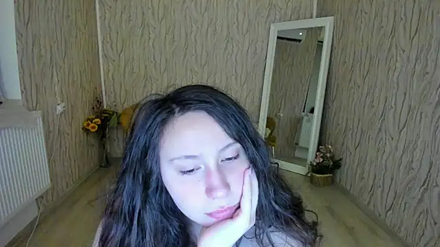 AishaRouhi online show from 01-23-25, 03:16