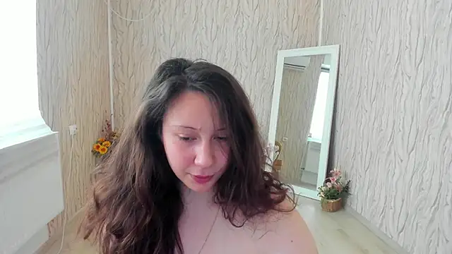 AishaRouhi online show from 02-18-25, 08:27