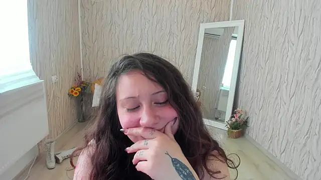 AishaRouhi online show from 02-19-25, 06:33