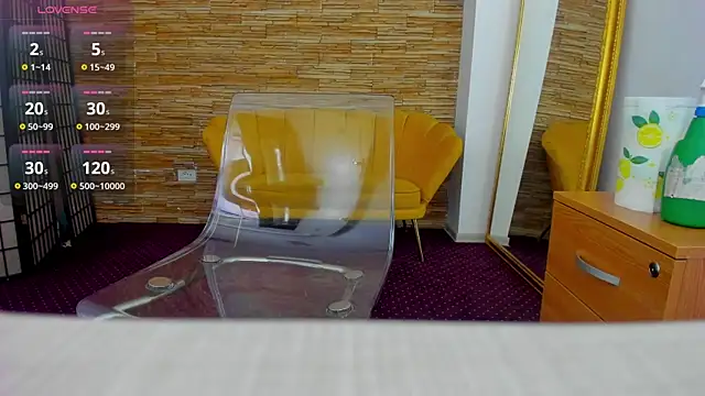 AishaRouhi online show from 10-11-25, 04:12