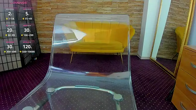 AishaRouhi online show from 10-22-25, 04:13