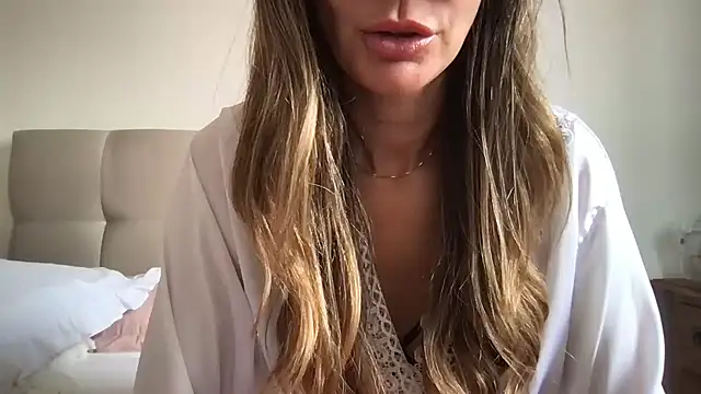 paolajonez online show from 01-07-25, 12:52