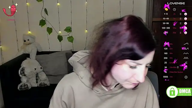 Snapshot of Muse_kitty_jenia chatting on 02-15-25, 01:42 Muse kitty jenia online show from 02-15-25, 01:42