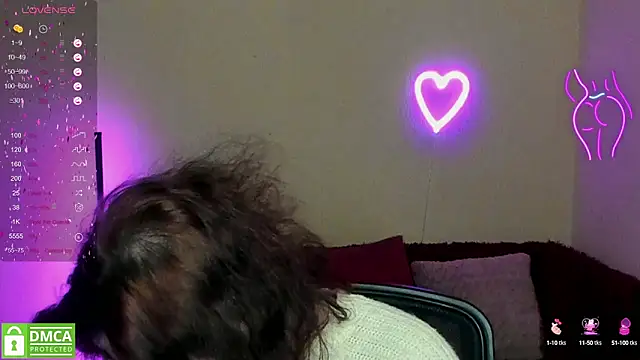 Snapshot of Muse_kitty_jenia chatting on 03-01-25, 01:43 Muse kitty jenia online show from 03-01-25, 01:43