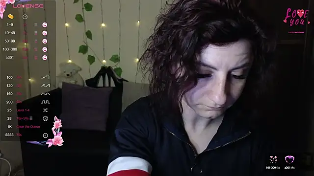 Snapshot of Muse_kitty_jenia chatting on 03-18-25, 01:43 Muse kitty jenia online show from 03-18-25, 01:43
