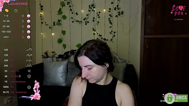 Snapshot of Muse_kitty_jenia chatting on 09-13-25, 05:29 Muse kitty jenia online show from 09-13-25, 05:29