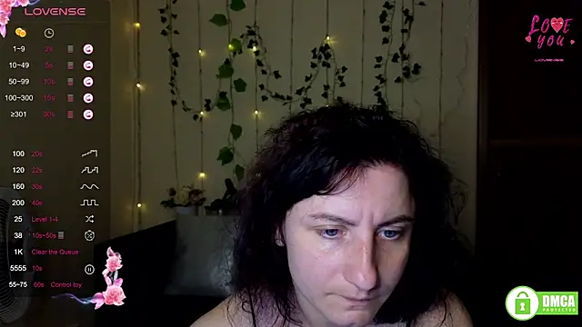 Snapshot of Muse_kitty_jenia chatting on 09-23-25, 05:27 Muse kitty jenia online show from 09-23-25, 05:27