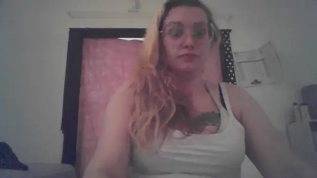 Lalalynn online show from 04-29-26, 06:25