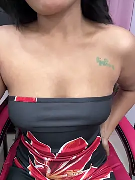 Snapshot of LeisyXO chatting on 02-10-26, 07:07 LeisyXO online show from 02-10-26, 07:07