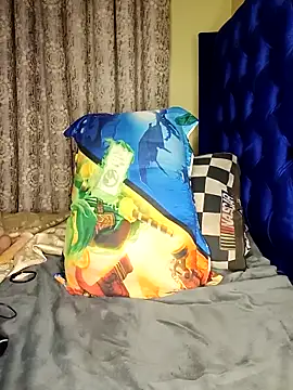 Queenshaz01 online show from 02-15-25, 10:42