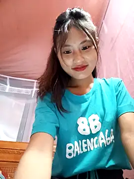 trieungoclnt online show from 10-15-25, 04:01