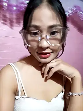 trieungoclnt online show from 11-11-25, 03:17