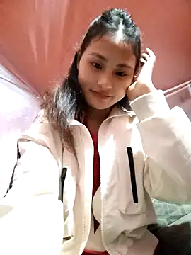 trieungoclnt online show from 11-22-25, 08:02