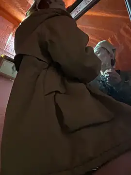 trieungoclnt online show from 02-04-26, 03:23