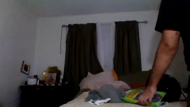 JooveyRose online show from 10-05-25, 04:11