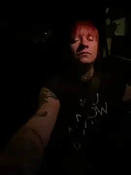 poussichienne online show from 08-05-26, 02:14