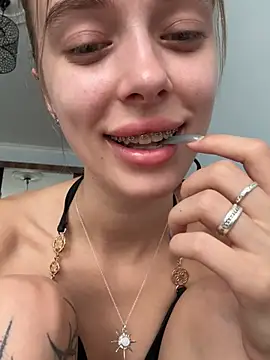 enjoy my beauty online show from 08-01-26, 06:34