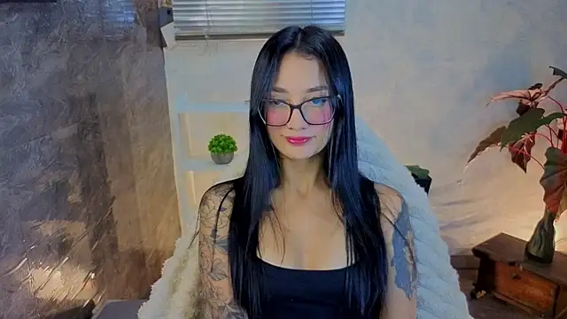 mariiana-diaz online show from 05-06-26, 03:28