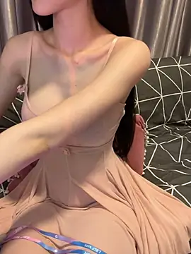 Snapshot of Almiraa68 chatting on 02-26-25, 06:37 Almiraa68 online show from 02-26-25, 06:37