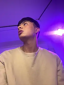 Snapshot of Steev_Novoa chatting on 12-04-24, 08:23 Steev Novoa online show from 12-04-24, 08:23