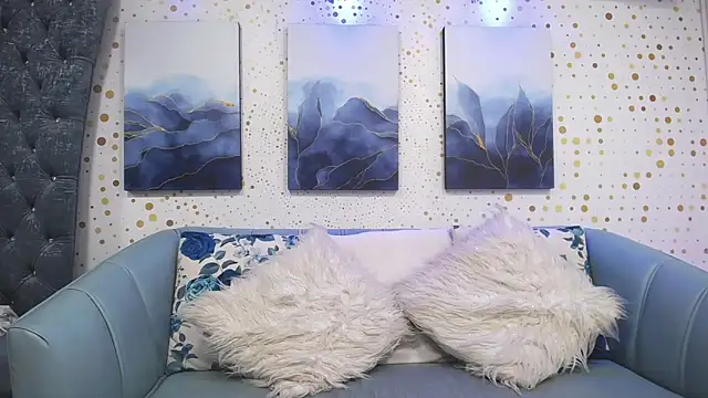 Snapshot of Steev_Novoa chatting on 12-12-24, 04:37 Steev Novoa online show from 12-12-24, 04:37