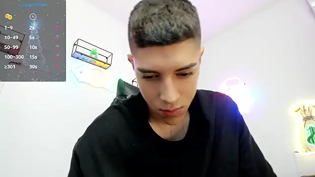 Snapshot of Dei_v_48 chatting on 12-07-24, 08:27 Dei v 48 online show from 12-07-24, 08:27