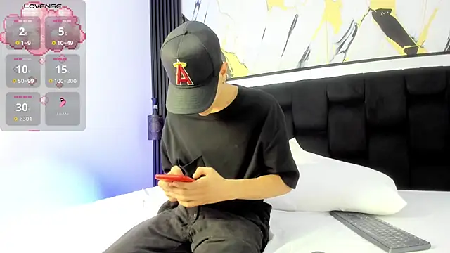 Snapshot of Dei_v_48 chatting on 12-08-24, 07:43 Dei v 48 online show from 12-08-24, 07:43