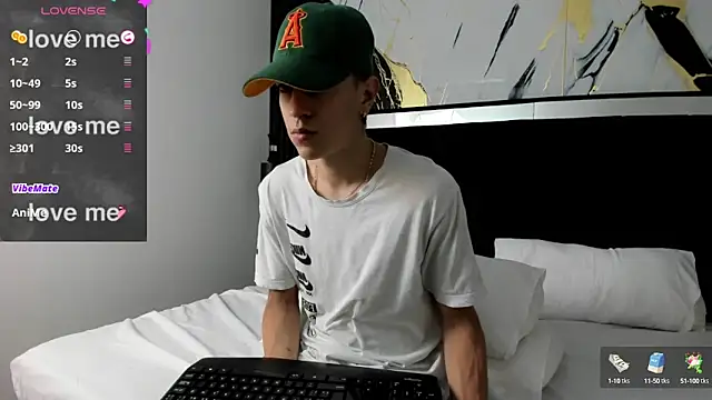 Snapshot of Dei_v_48 chatting on 01-31-25, 09:16 Dei v 48 online show from 01-31-25, 09:16