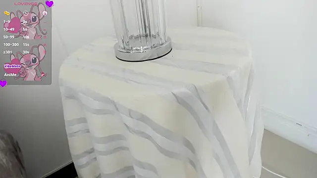 Snapshot of Dei_v_48 chatting on 03-07-25, 09:29 Dei v 48 online show from 03-07-25, 09:29