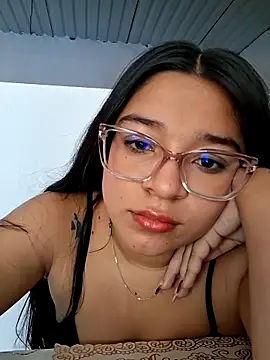 -VICKKY online show from 02-26-26, 02:16