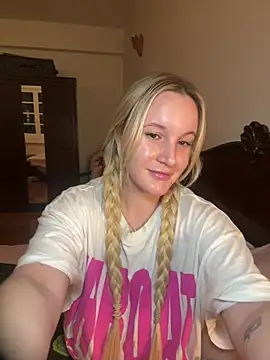 isisxoxx online show from 02-15-26, 09:11