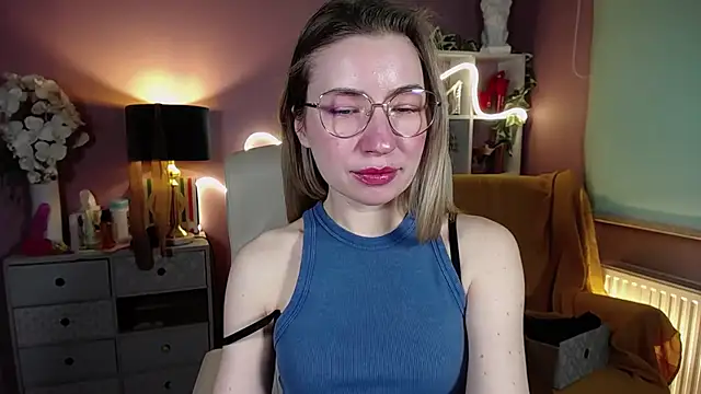 Mia Tasty online show from 02-16-25, 02:21