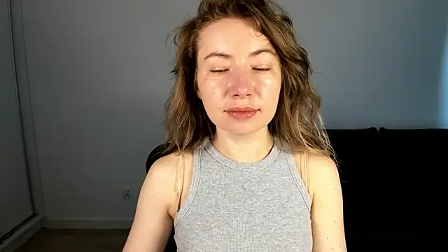 Mia Tasty online show from 04-29-26, 06:39