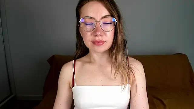 Mia Tasty online show from 07-11-26, 01:25